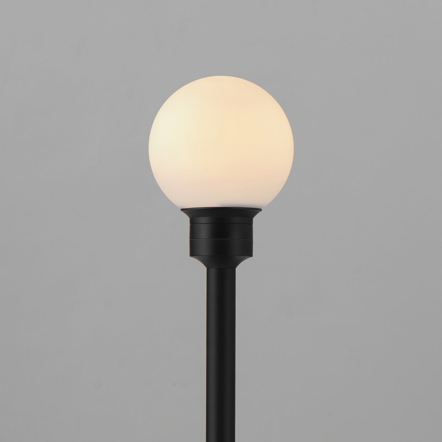 Alumilux: Bollard Globe Light with 24" Pole Black by ET2