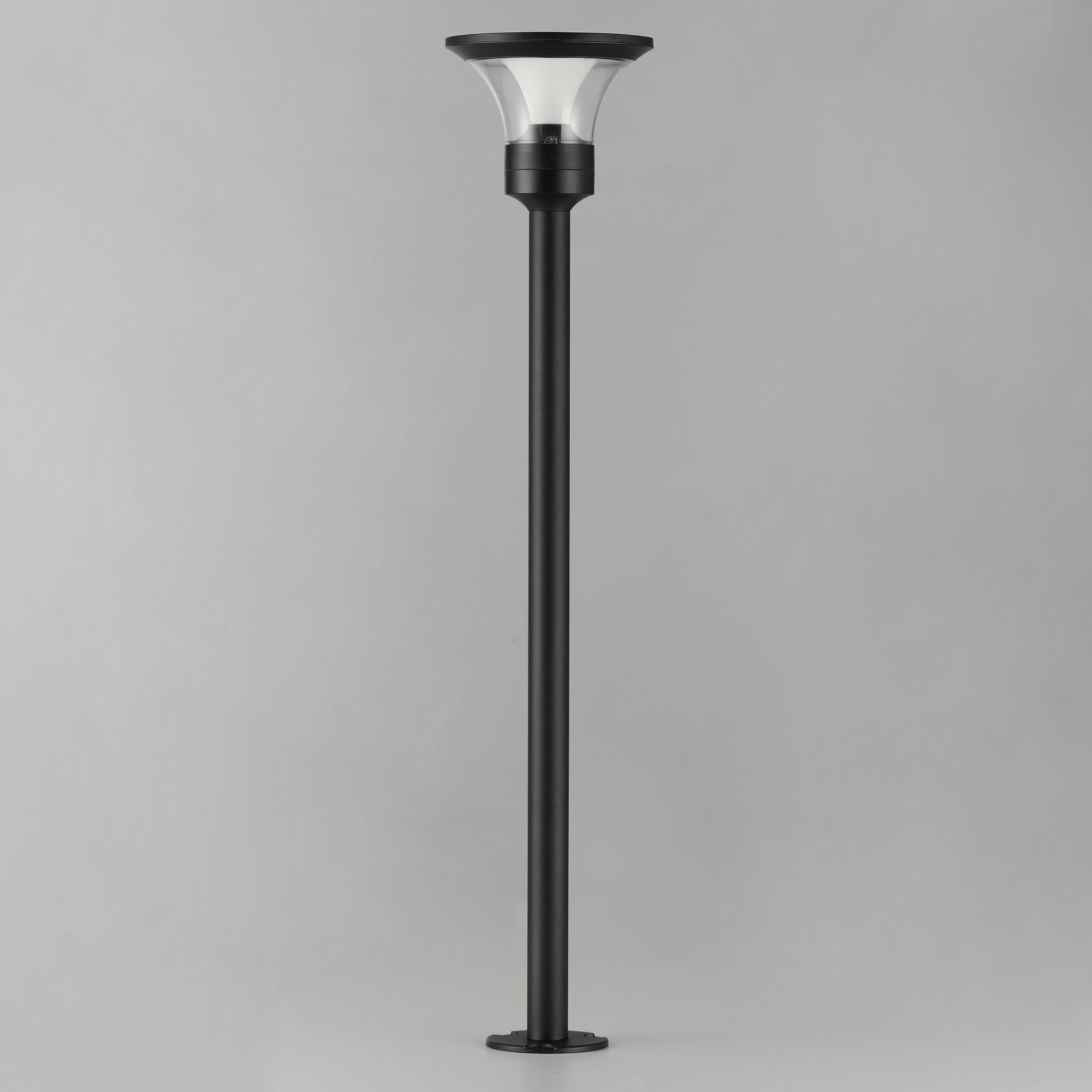 Alumilux: Bollard Fountainhead Light with 24" Pole Black by ET2