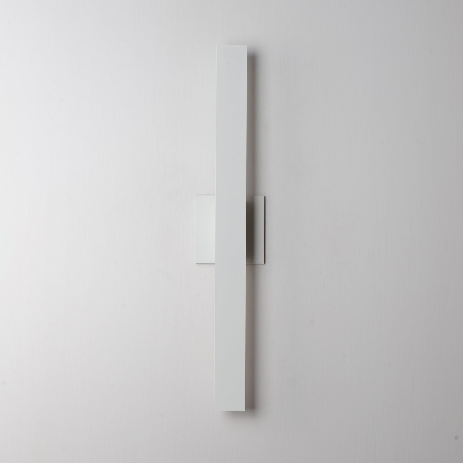 Alumilux: Line 5CCT 24" LED Outdoor Wall Sconce White by ET2