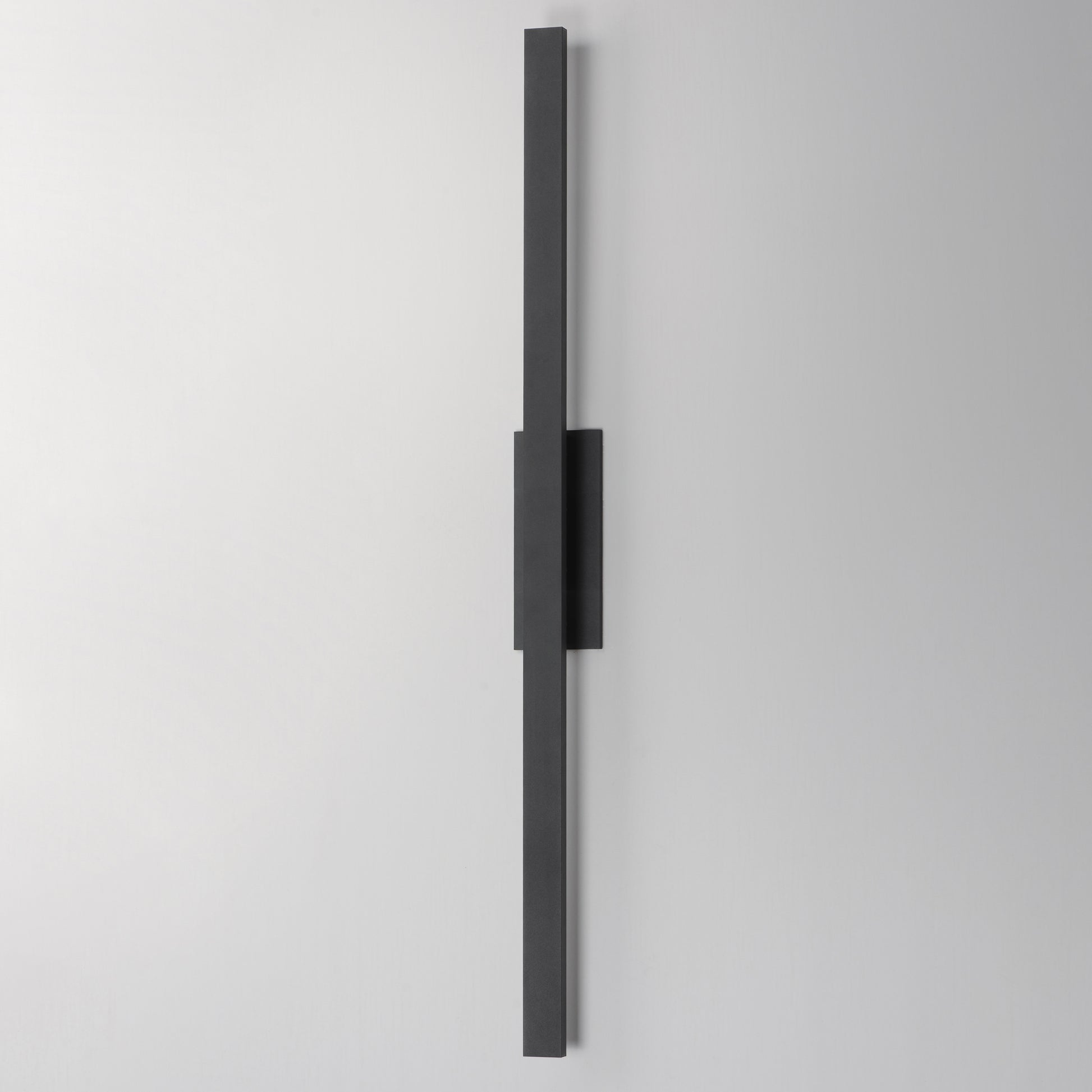 Alumilux: Line 5CCT 51" LED Outdoor Wall Sconce Black by ET2