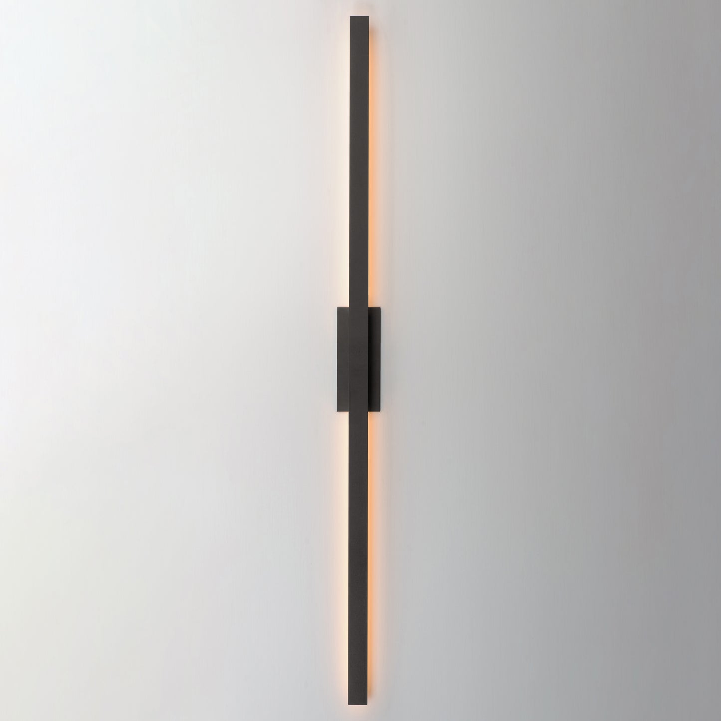 Alumilux: Line 5CCT 96" LED Outdoor Wall Sconce Architectural Bronze by ET2