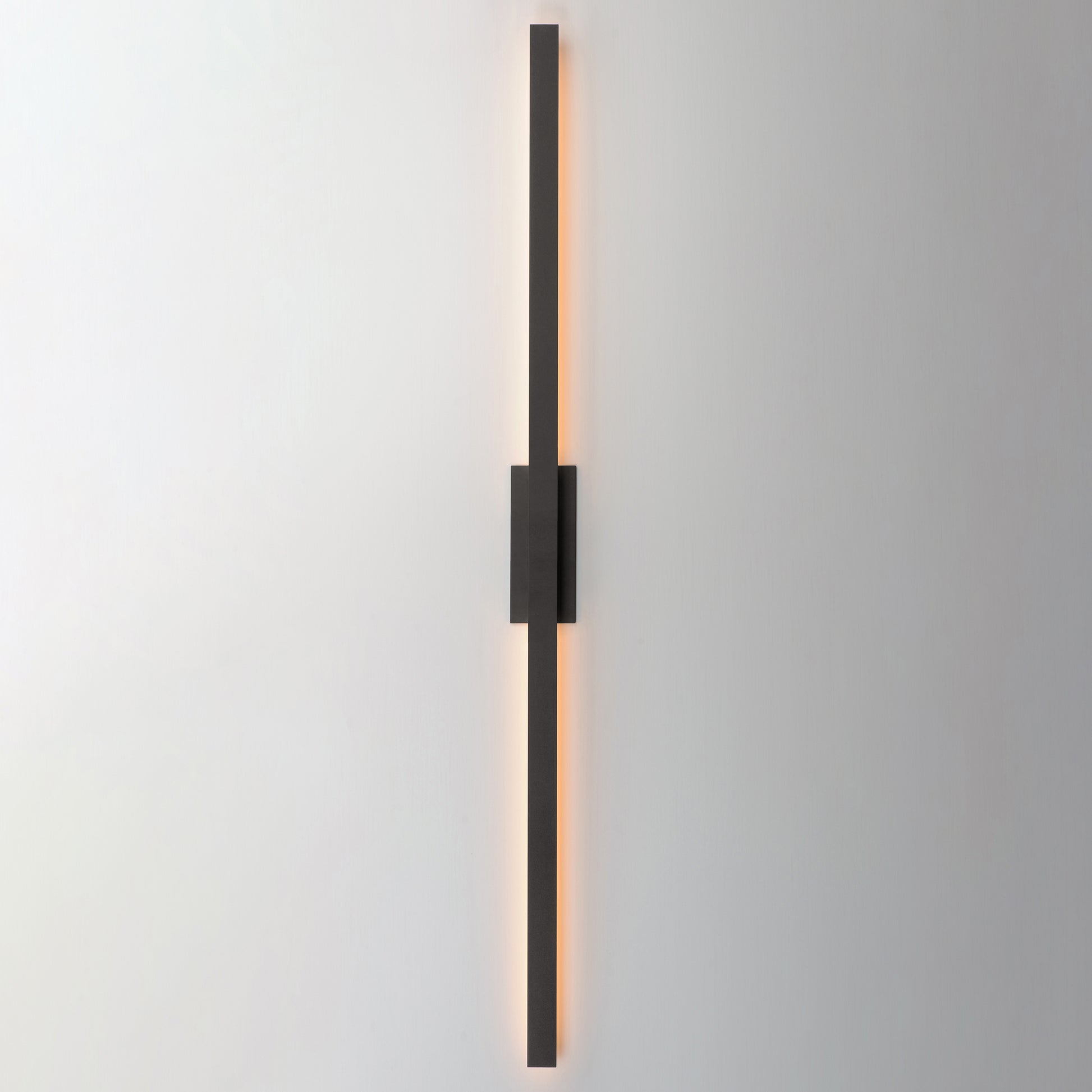 Alumilux: Line 5CCT 96" LED Outdoor Wall Sconce Architectural Bronze by ET2