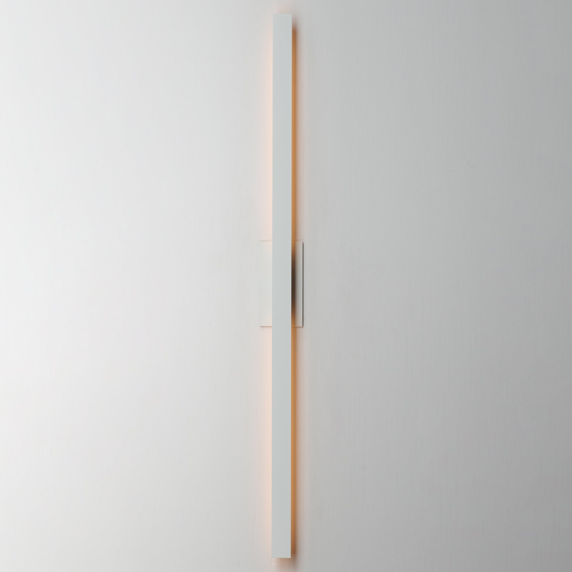 Alumilux: Line 5CCT 96" LED Outdoor Wall Sconce White by ET2