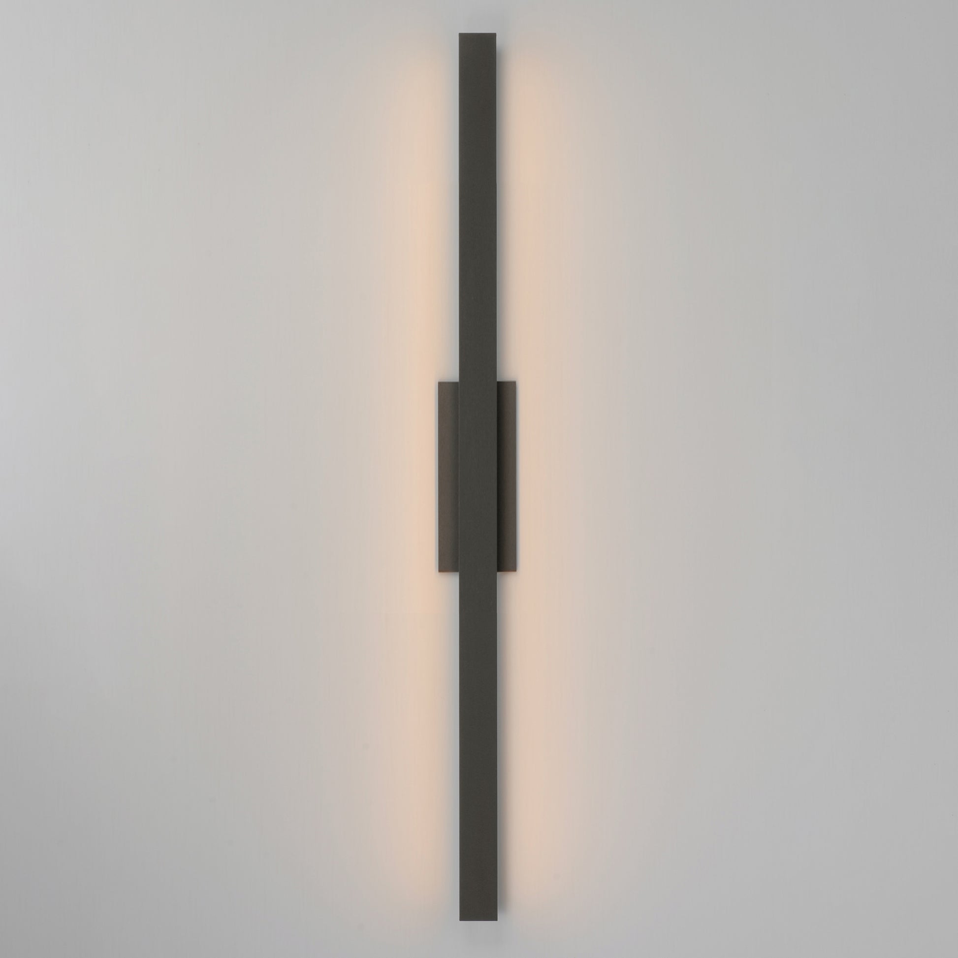 Alumilux: SideLine 51" LED Outdoor Wall Sconce Architectural Bronze by ET2