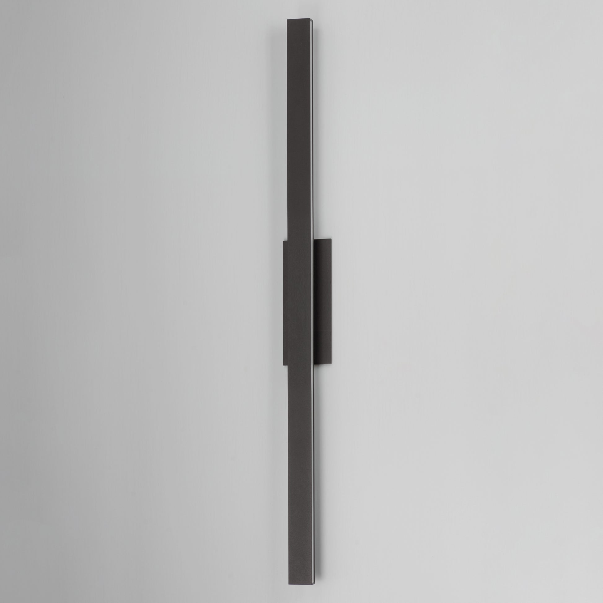 Alumilux: SideLine 51" LED Outdoor Wall Sconce Architectural Bronze by ET2
