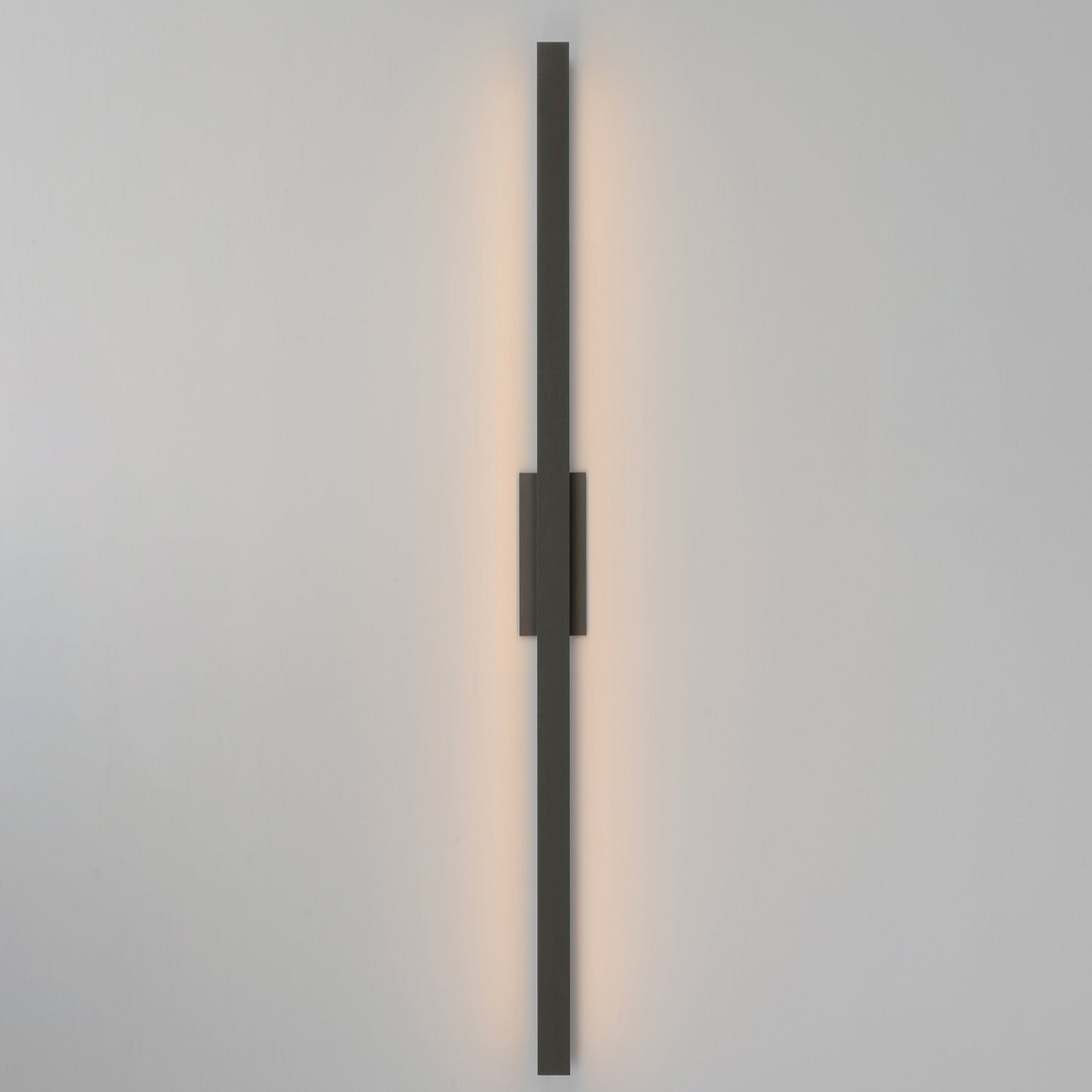 Alumilux: SideLine 96" LED Outdoor Wall Sconce Architectural Bronze by ET2