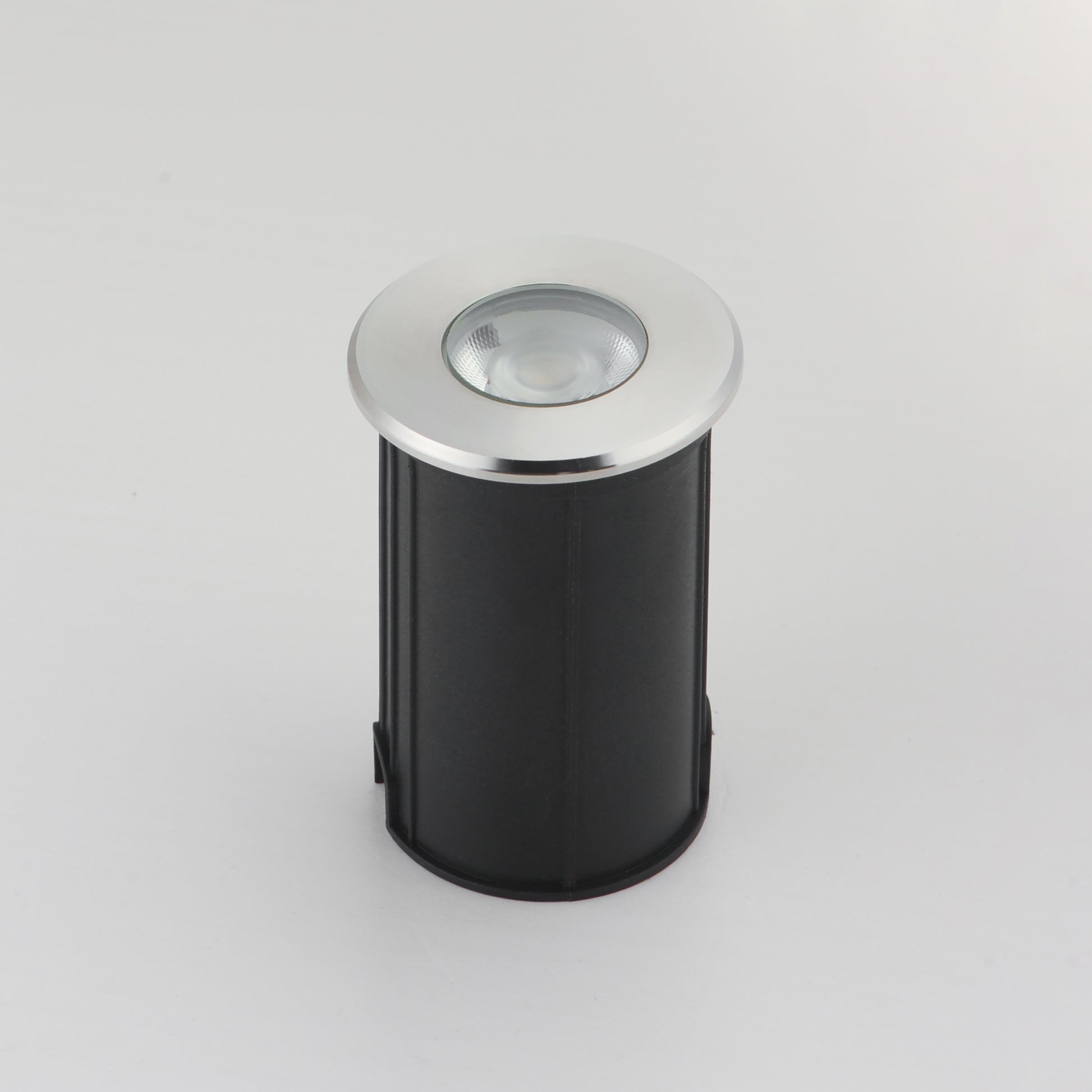 In-Ground 5W LED Landscape Light Brushed Aluminum by ET2