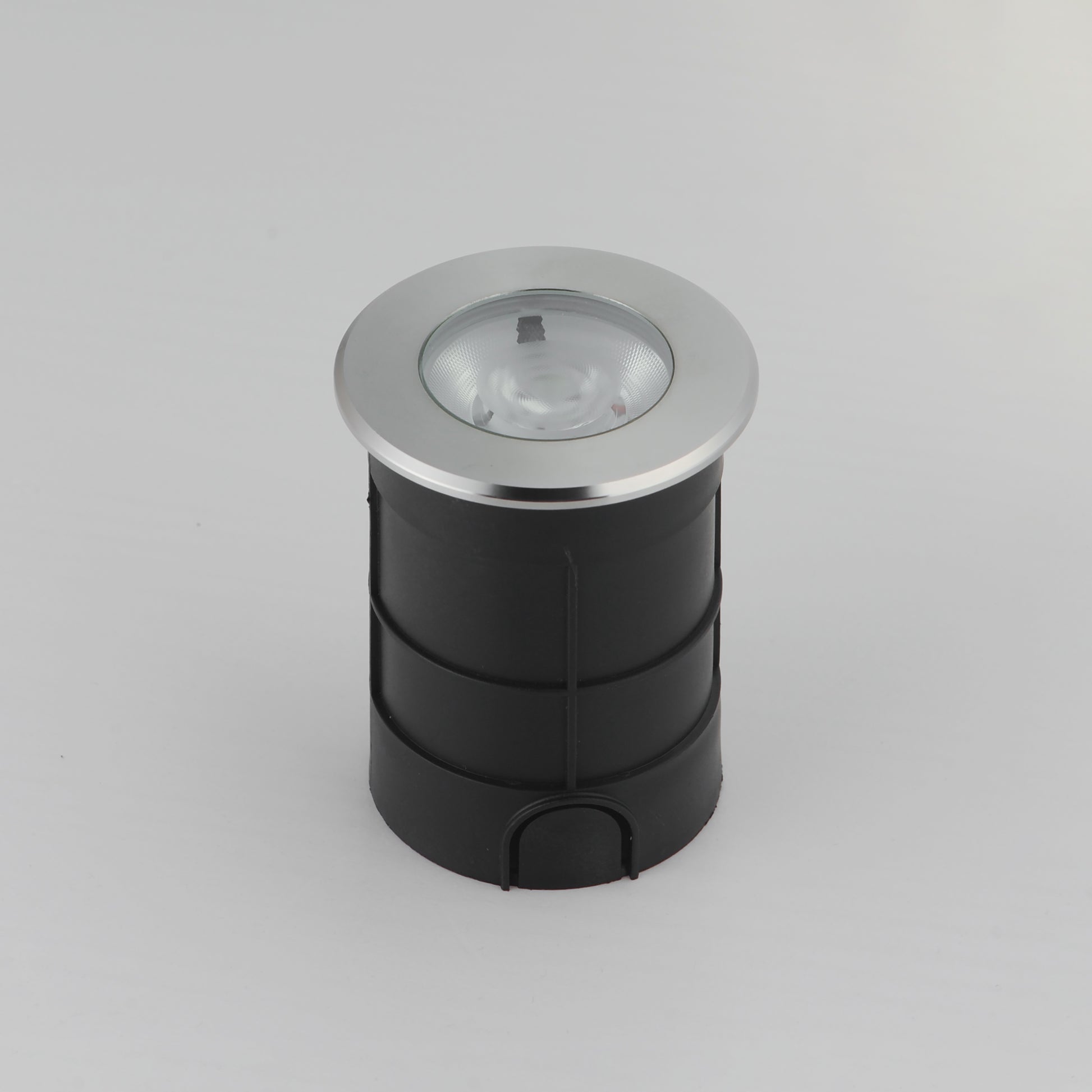 In-Ground 7W LED Landscape Light Brushed Aluminum by ET2