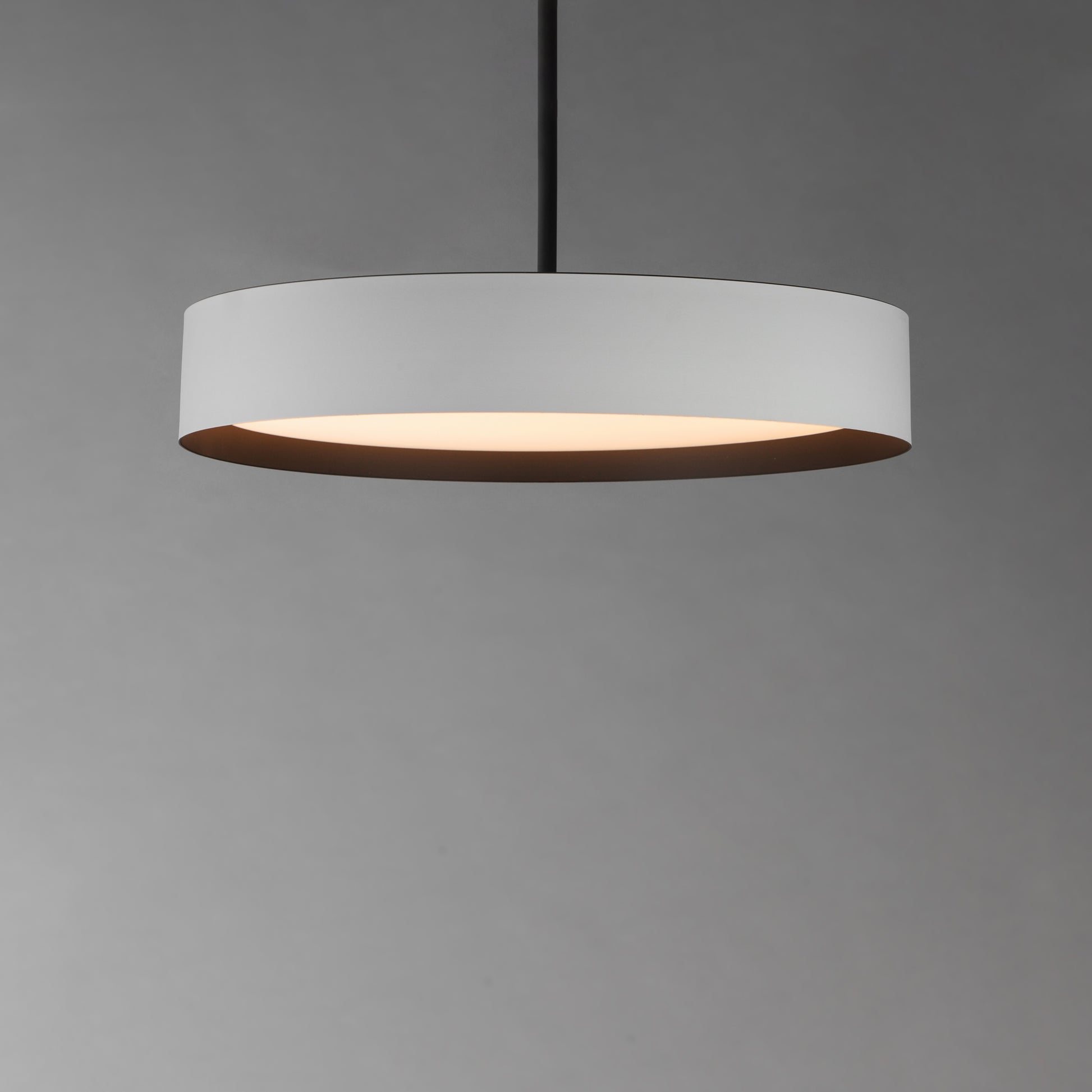Echo 24" LED Pendant White/Black by ET2