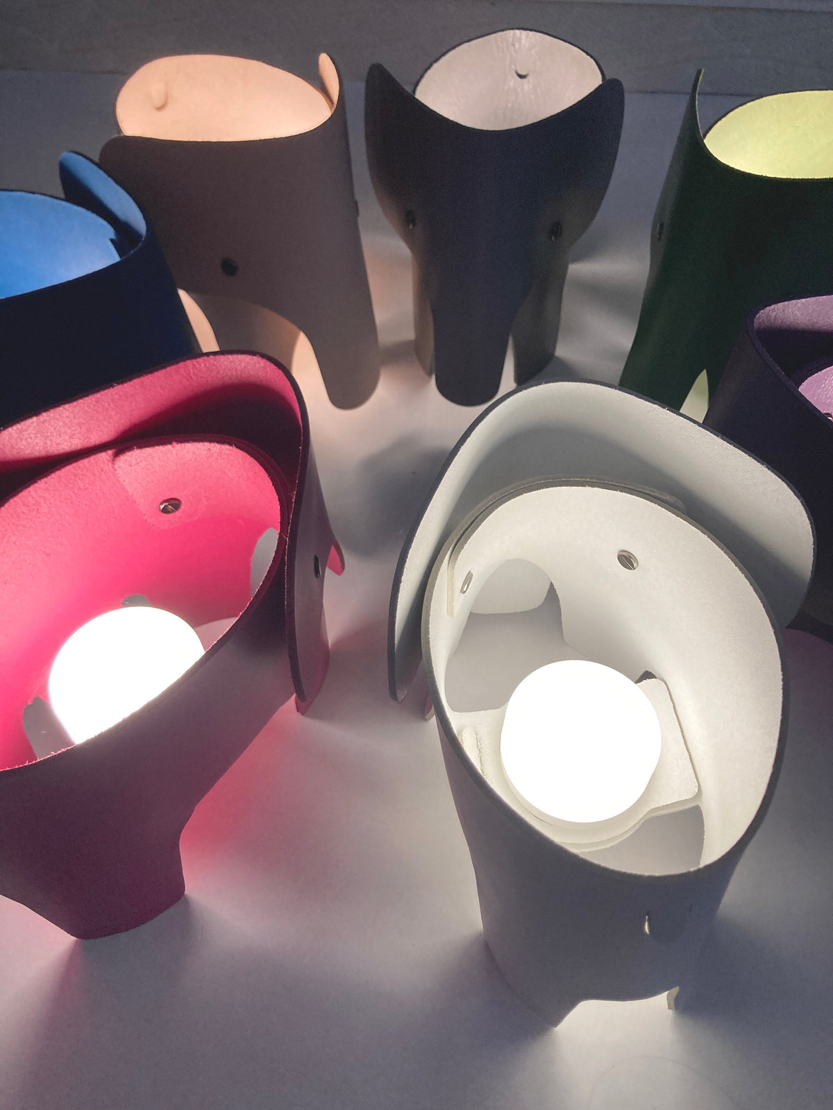 EO Play Elephant Night Lamp in Blue – lit lamps and details from the EO collection (photo 3 of 5)