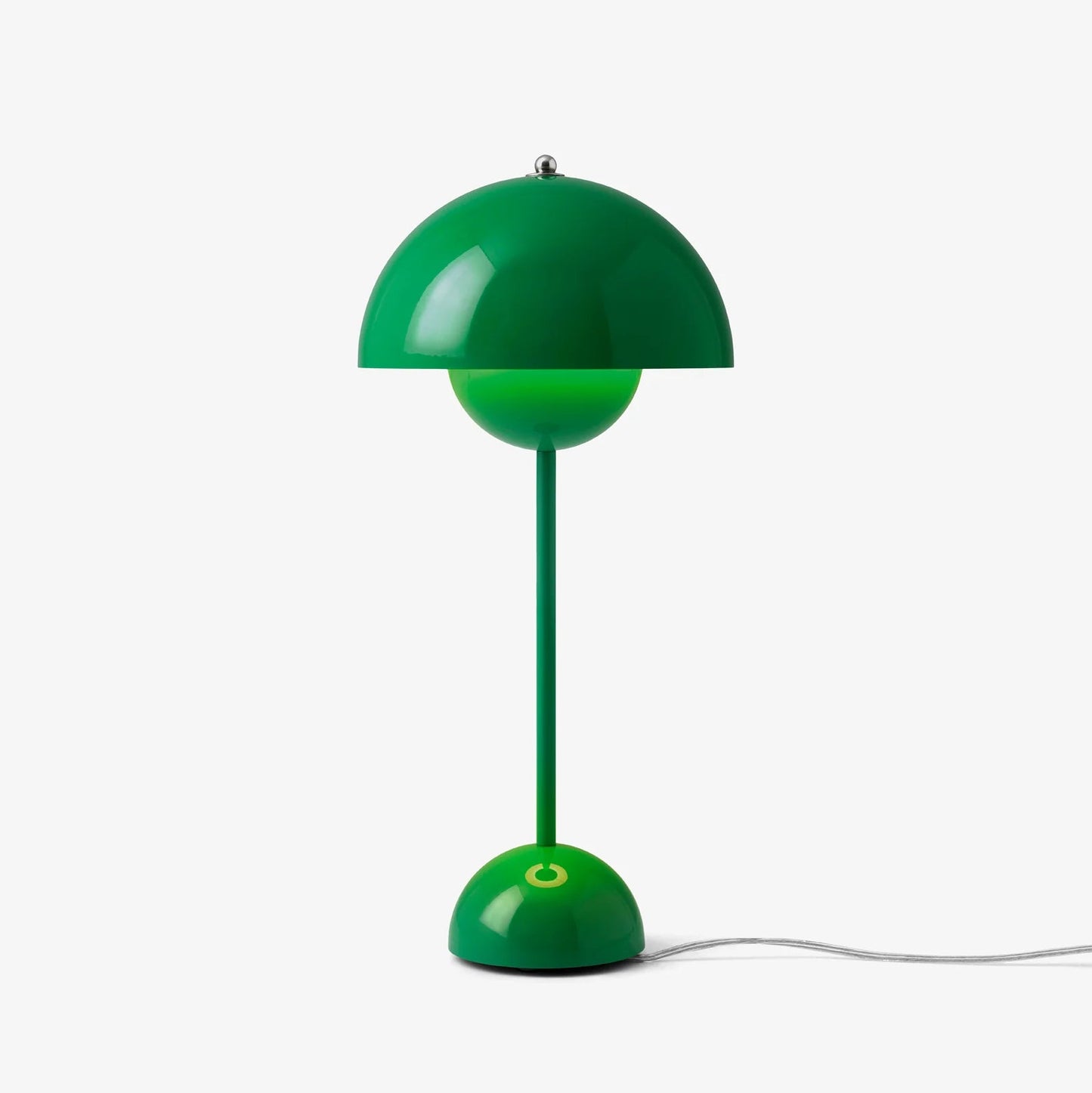 Flowerpot Vp3 Table Lamp by &Tradition