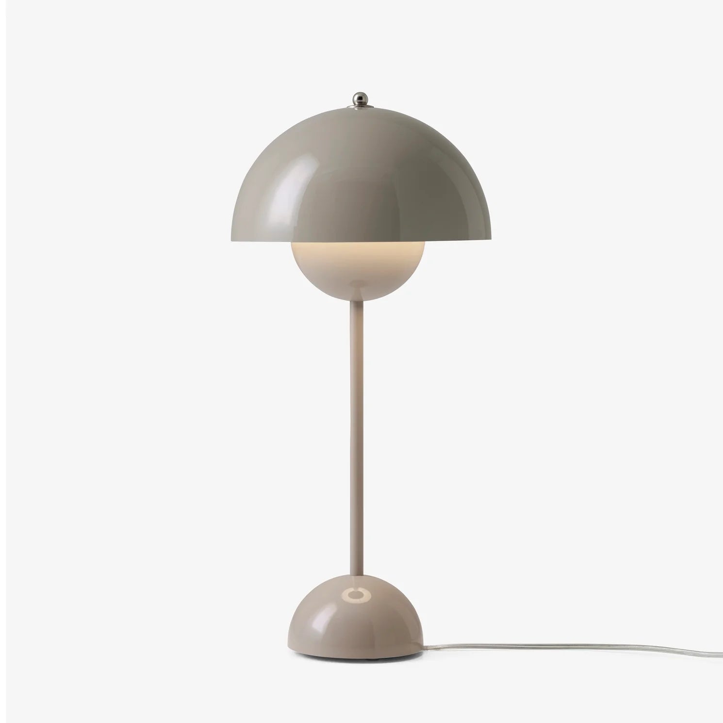 Flowerpot Vp3 Table Lamp by &Tradition