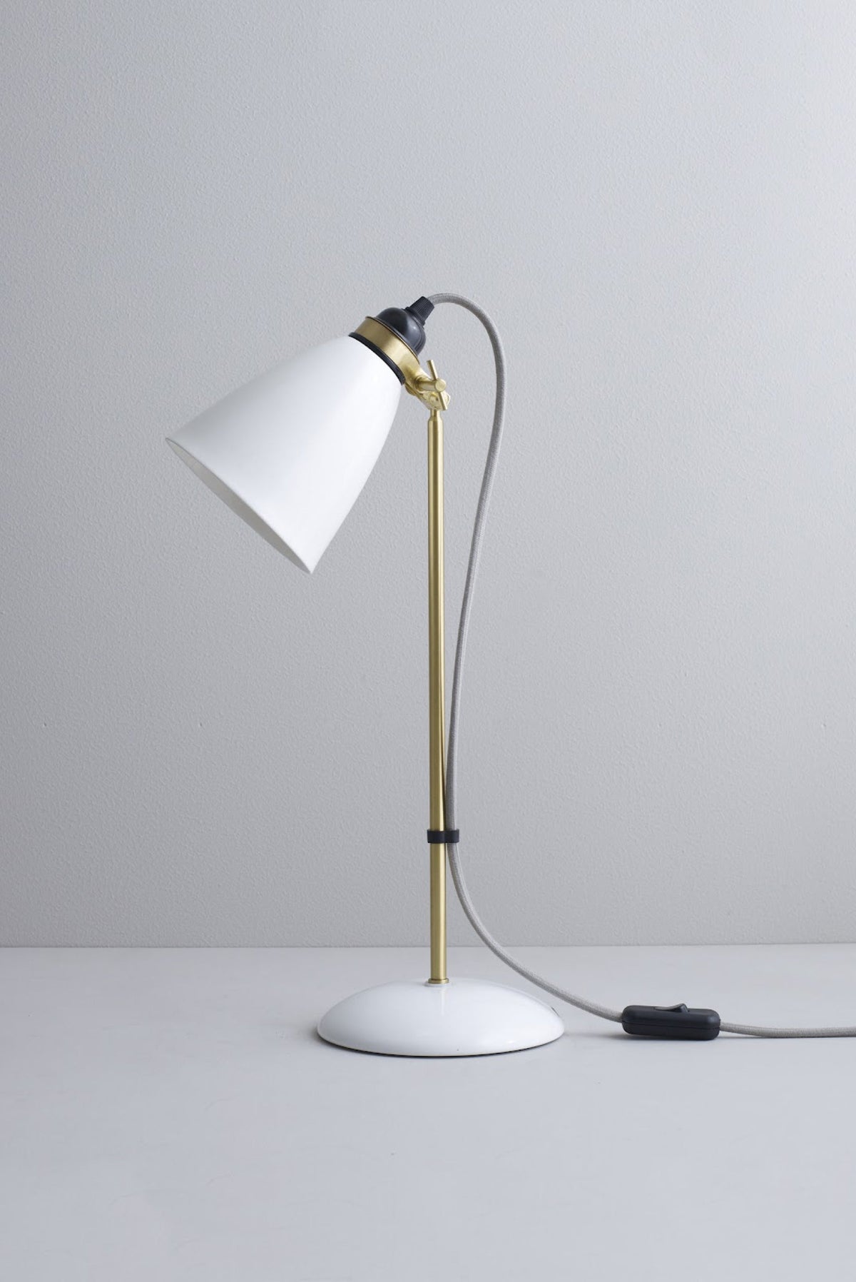 Hector 30 Table Lamp, Satin Brass by Original BTC (photo 4)
