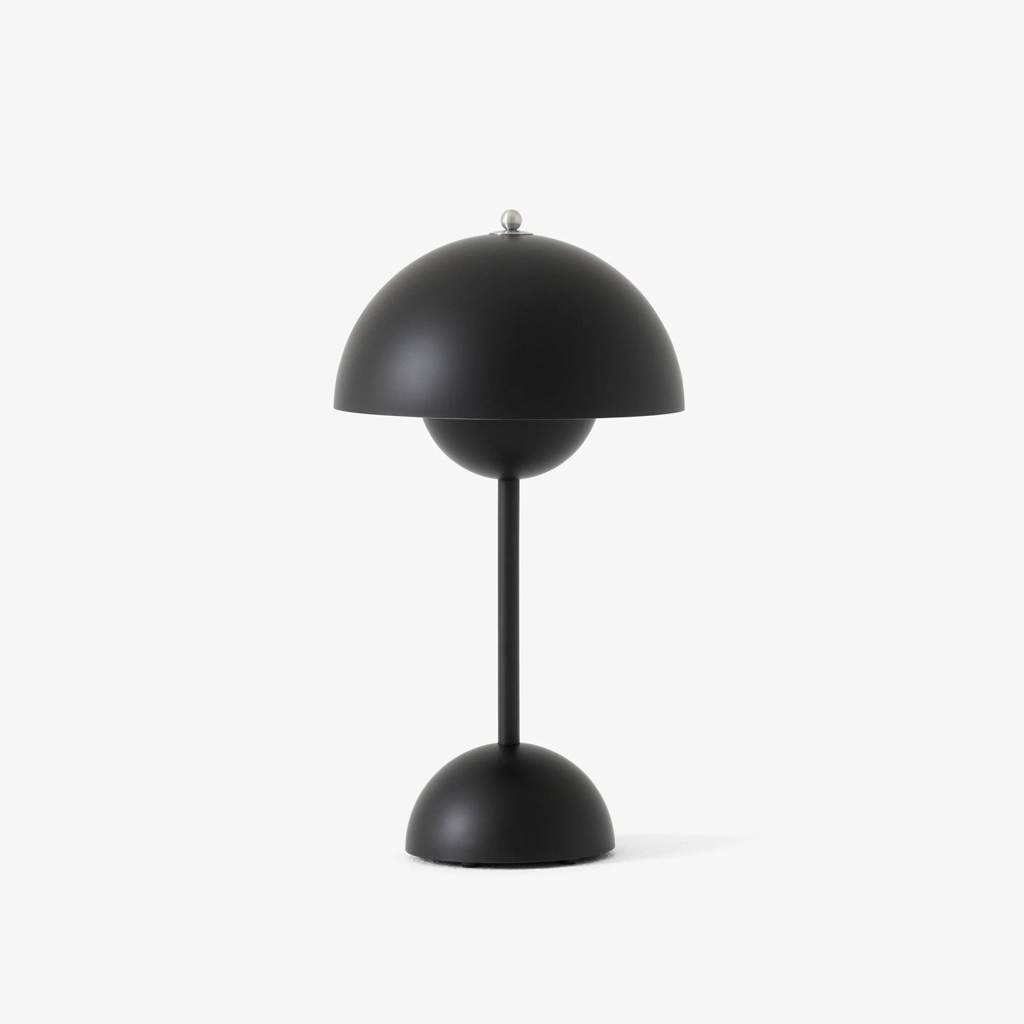 Flowerpot Portable Table Lamp Vp9 by &Tradition