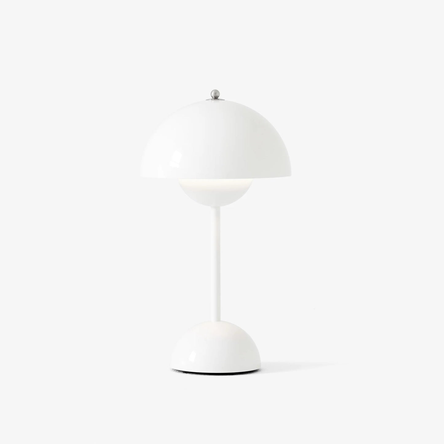 Flowerpot Portable Table Lamp Vp9 by &Tradition