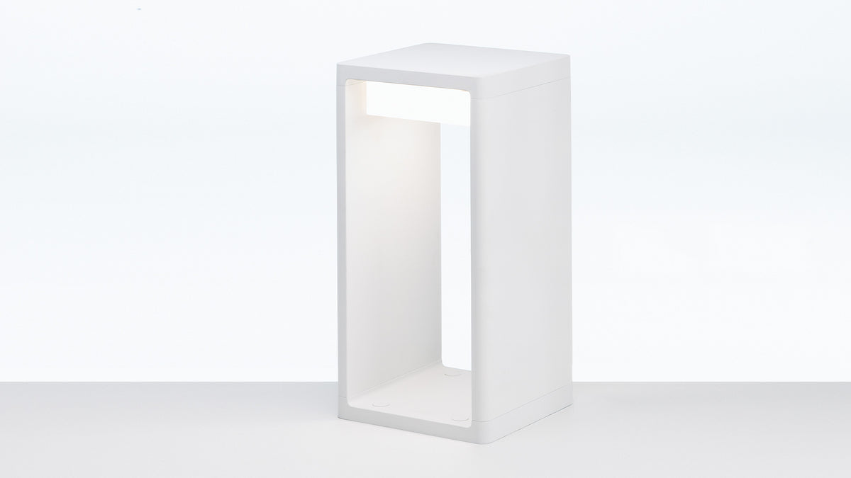 Frame outdoor low-level luminaire by Mario Ruiz