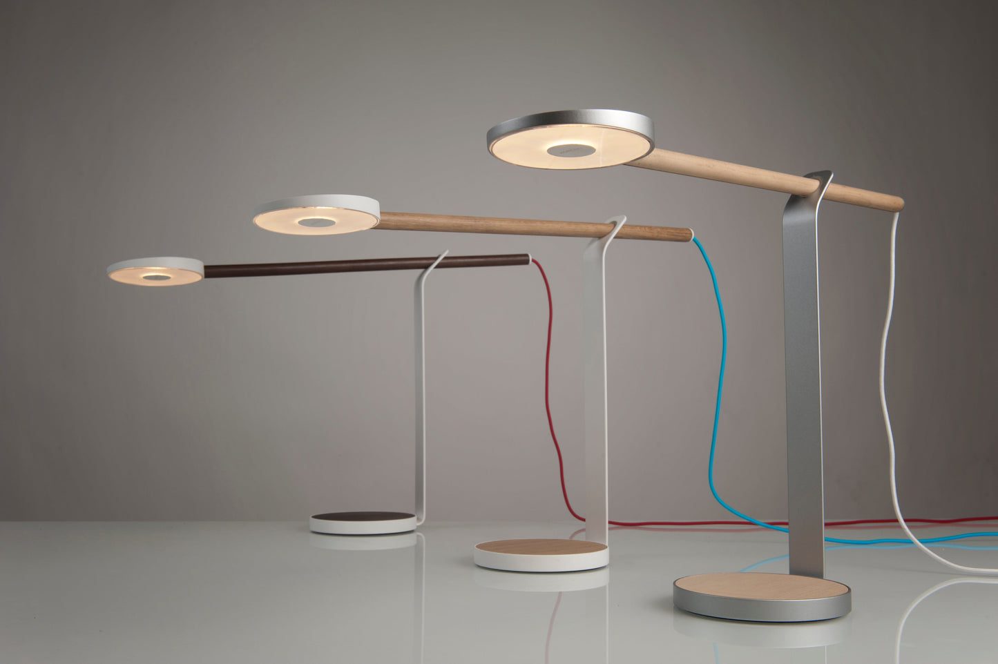 Gravy Desk Lamp White Oak Matte White Warm Light Gr1 W Wob Mwt Dsk by Koncept Inc