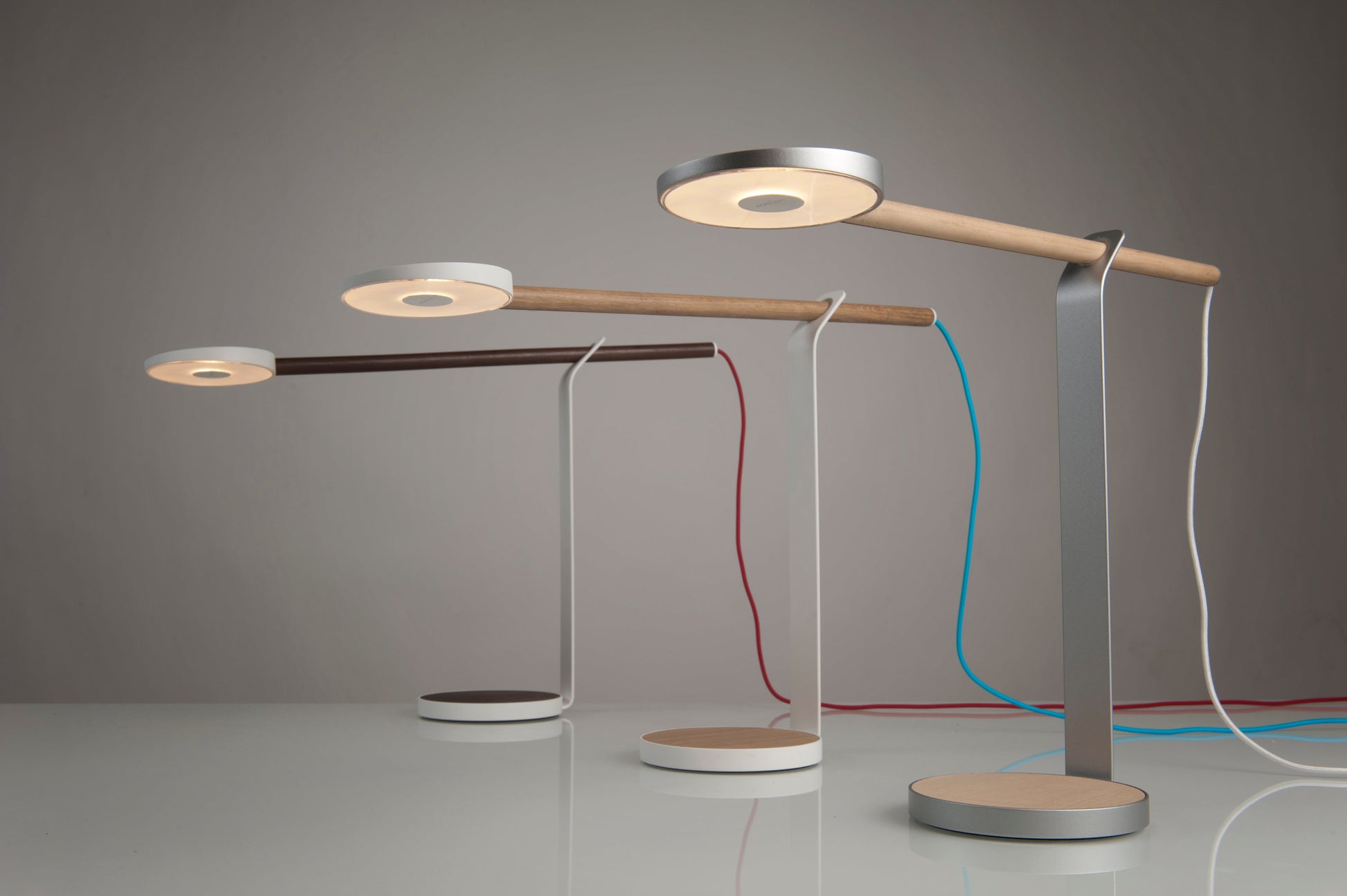 Gravy Desk Lamp White Oak Matte White Warm Light Gr1 W Wob Mwt Dsk by Koncept Inc