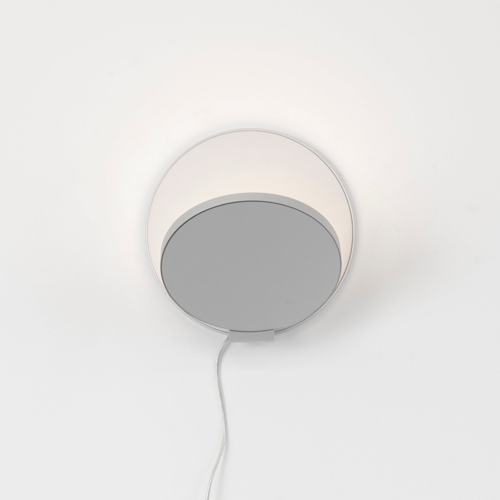 Gravy Wall Sconce Silver Body Silver Plates Plug In Grw S Sil Sil Pi by Koncept Inc