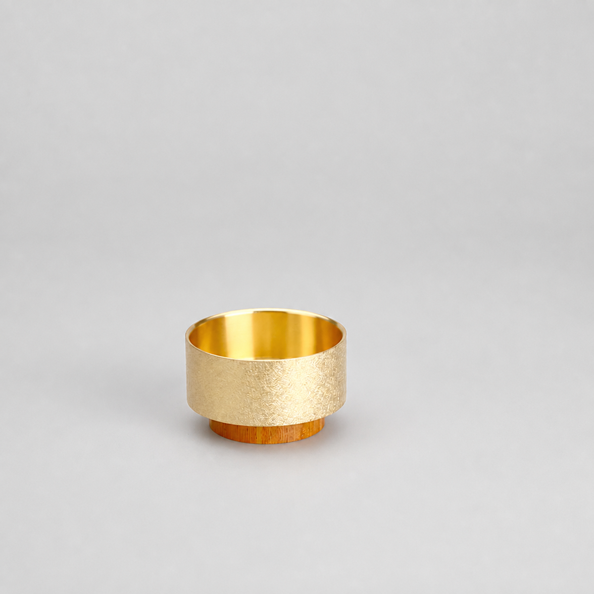 KUON Tone Rinko Incense Holder in Gold – incense burner and orin bell, photo 2