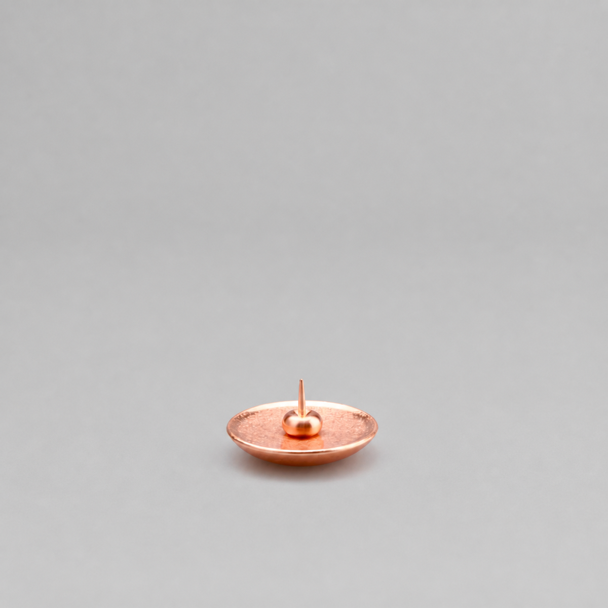 KUON Madoka Tomoshibi Candle Holder in Rose Gold – brass candle holder, photo 3