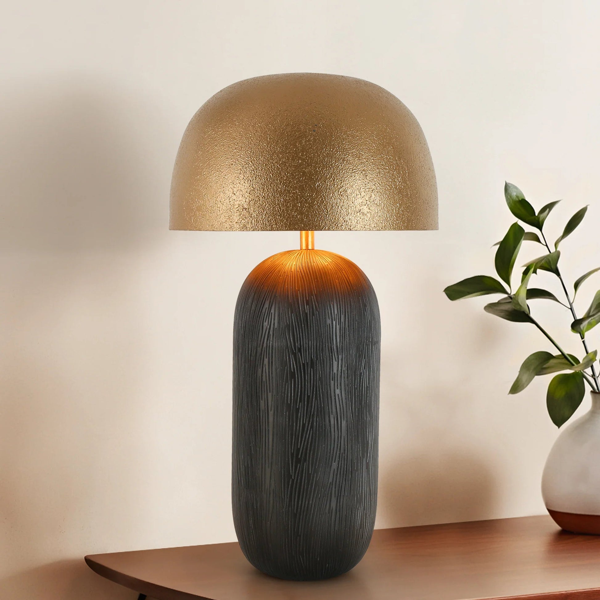 Vintage Gold Black Table Lamp Ha05027 - LNC Home