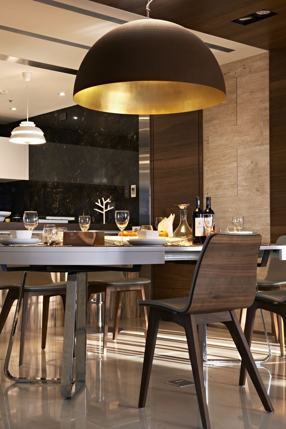 Mammalampa The Queen – installed in a house by CCL Architects & Planners