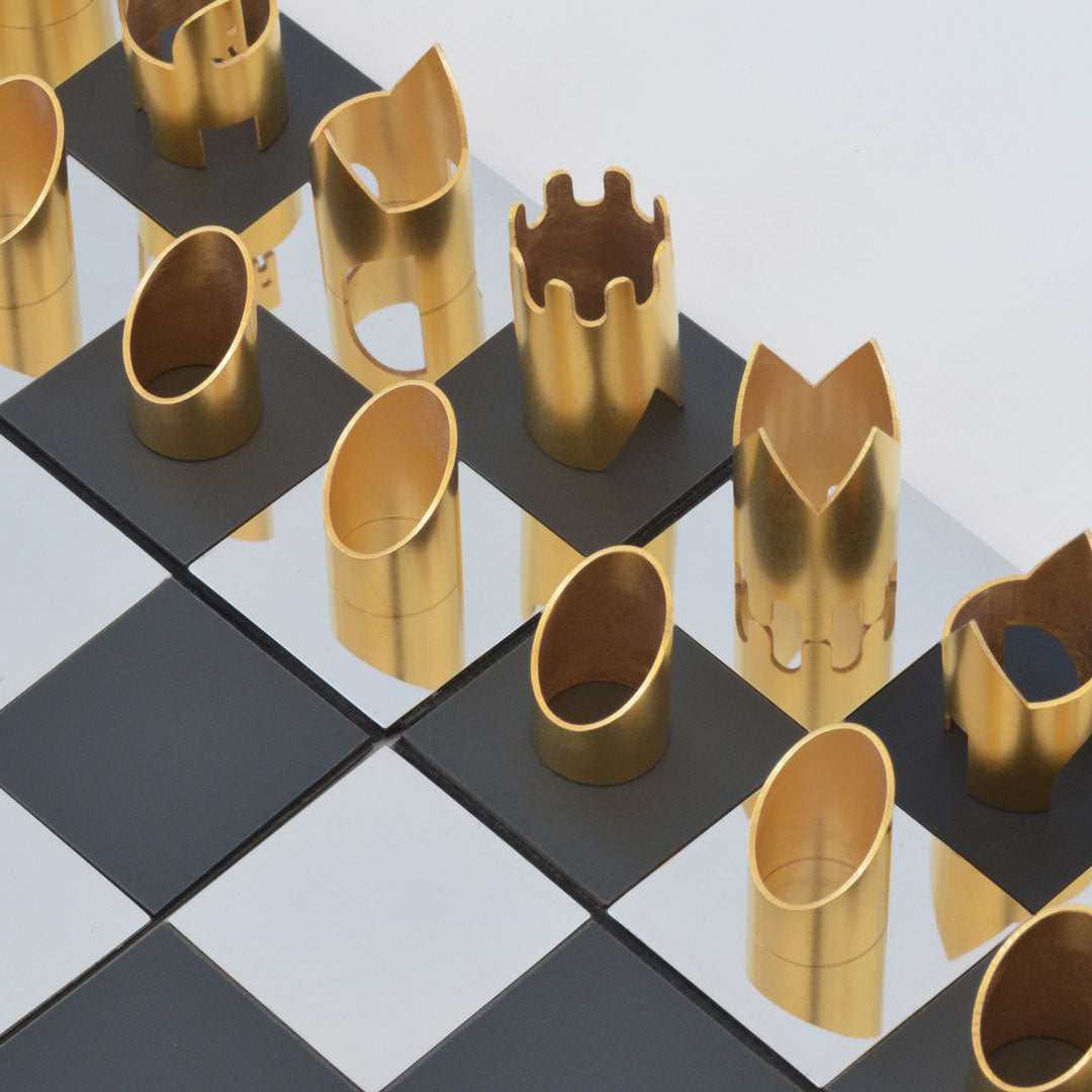 Cy Endfield Travel Chess Set by IC Design (photo 9 of 13)