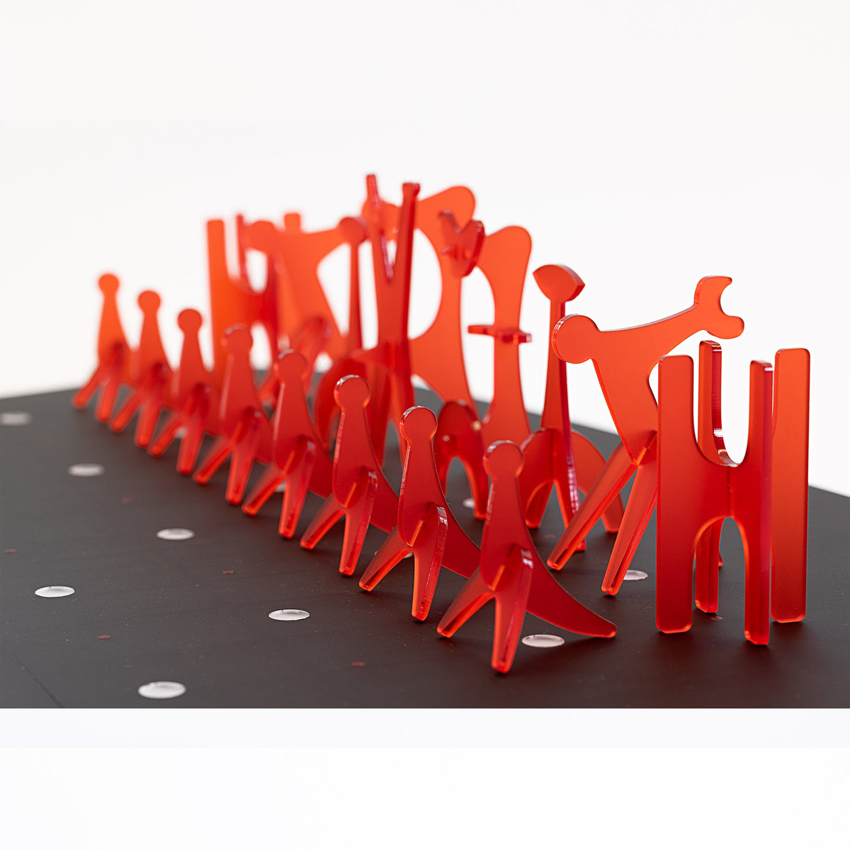 Isamu Noguchi Chess Set by IC Design (photo 7 of 14)