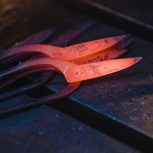 Hand-forging at the Toyama Hamono workshop, maker of the T1 (photo 5)