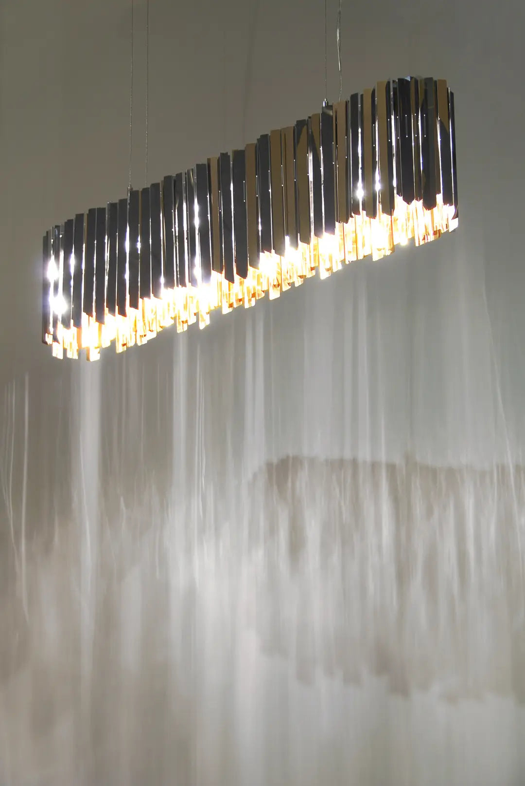 ETL listed dimmable chandelier with G9 lamps, suitable for various interiors. 