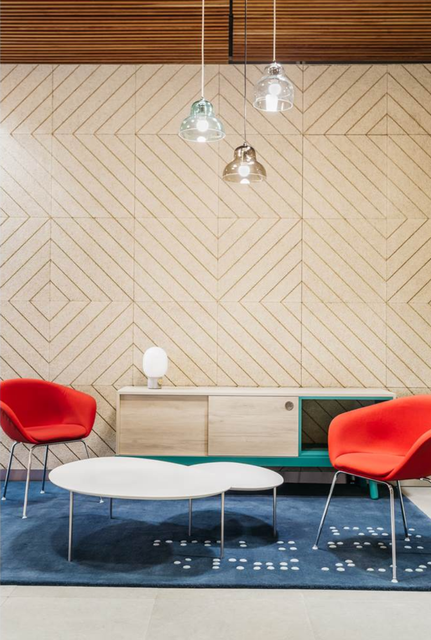 Contemporary glass ceiling pendant light for stylish home and commercial lighting