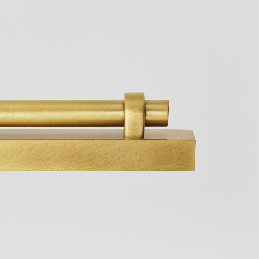 Kal 24In LED Picture Light For Artwork by Visual & Comfort & Co