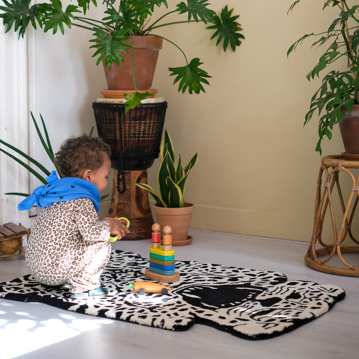EO Play Leopard Rug – styled in a room (photo 4 of 6)