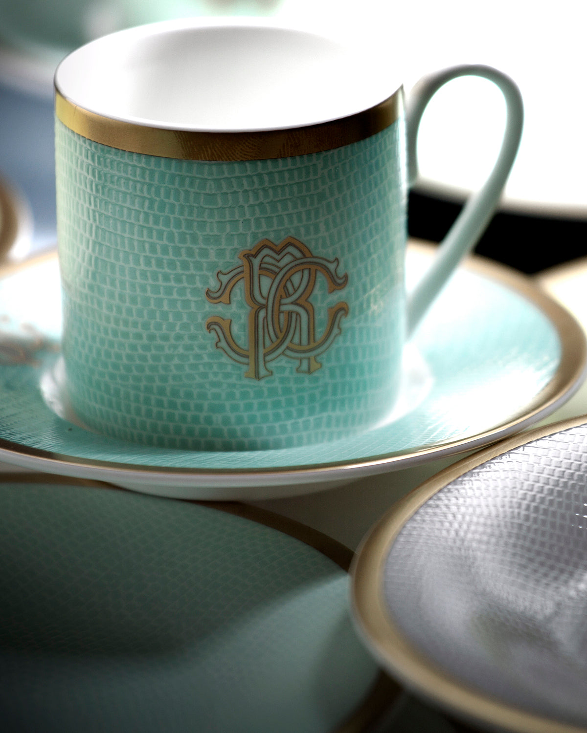 Roberto Cavalli Home Lizzard Sunrise tea cups & saucers – photo 2