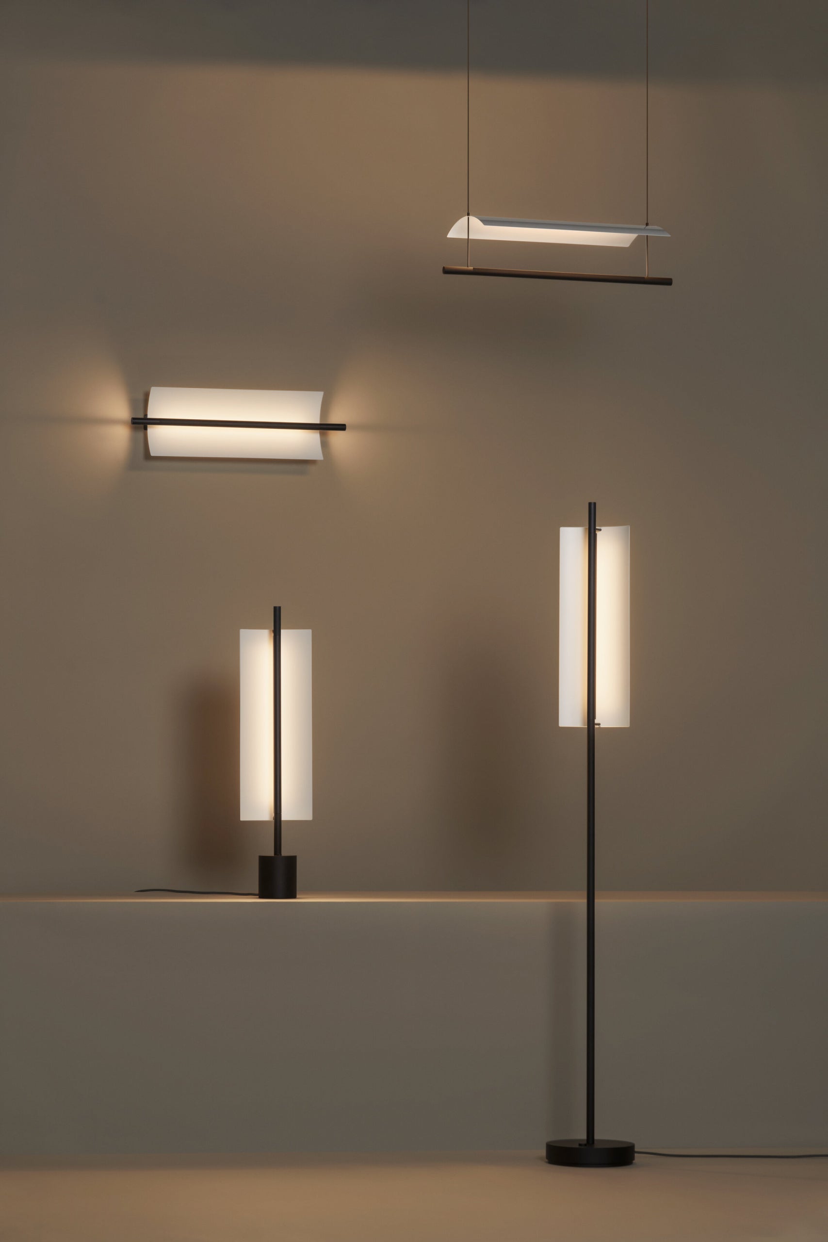 Contemporary suspension lighting fixture for hospitality and retail spaces