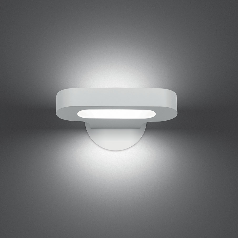 Artemide Talo Wall Light, White, Mini 21 (9"), LED 20W · 3000K · 0-10V dim (item 0615018A)