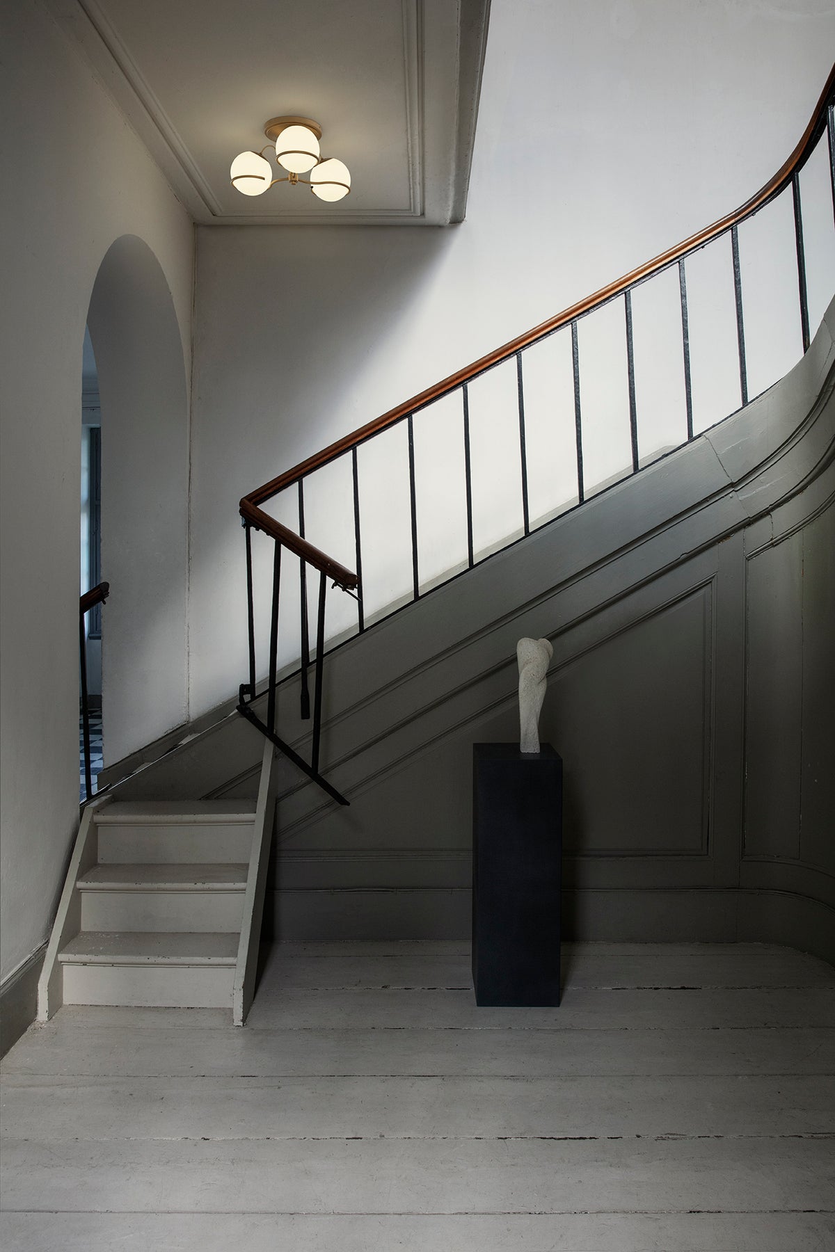 Astep Model 2042/3 by Gino Sarfatti – room setting 3