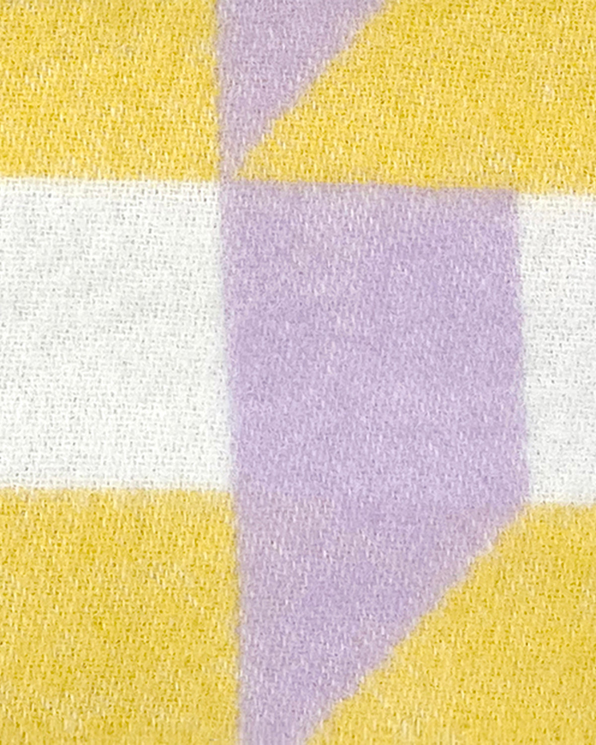 Maison Deux Cubics Wool Blanket in Lilac/Sun – detail 5