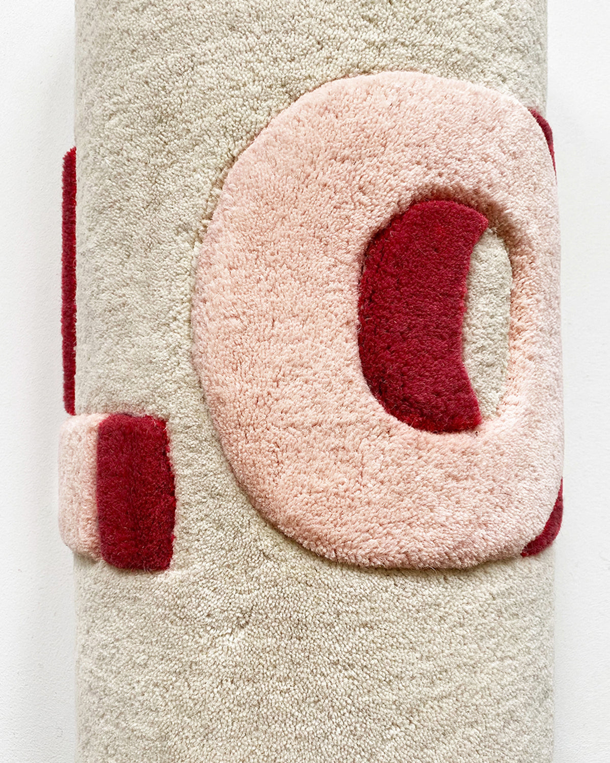 Maison Deux Love Rug in Cream/Red – detail 4