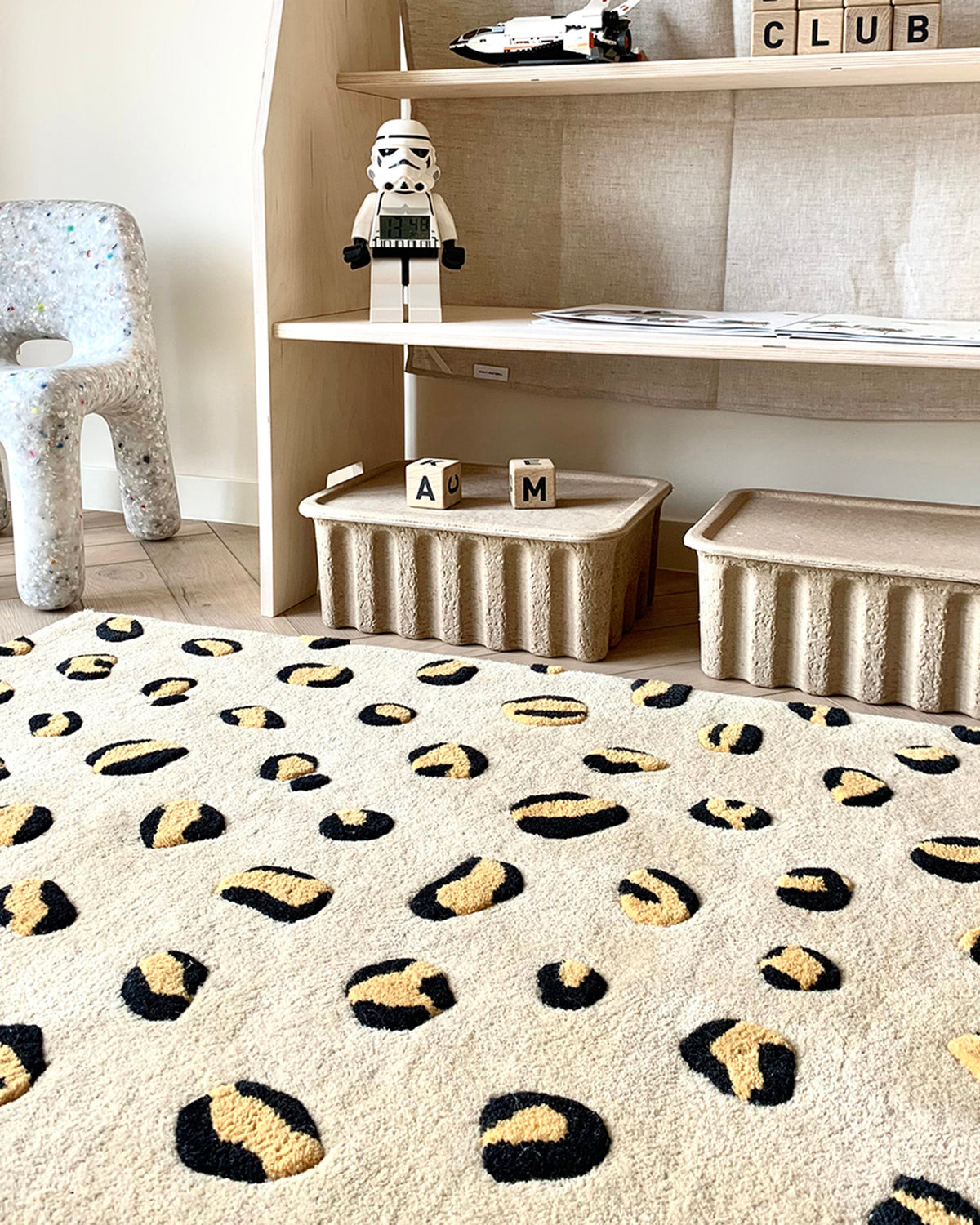 Maison Deux Leopard Rug in Beige/Brown & Black – detail 5