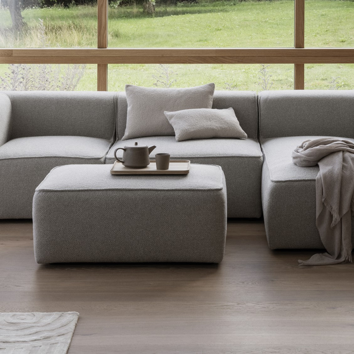 blomus Oku Oak Rectangular Tray Natural Large