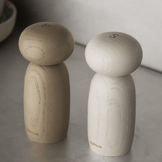 blomus MOLI Ash Wood Salt & Pepper Mill Set, Ceramic Grinders – MOLI salt and pepper mills in a styled setting (1)
