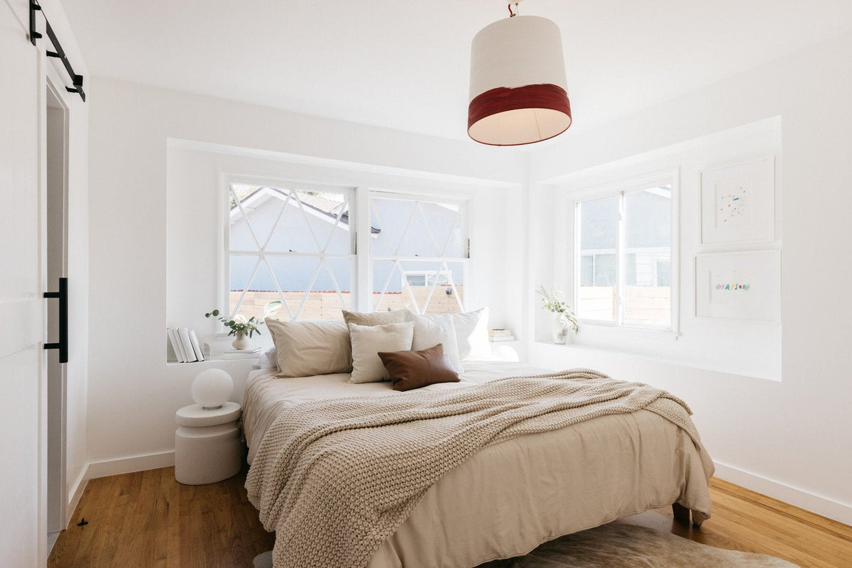 Mammalampa The Sisters – pendant in the Vose St project by Marie Burgos Design