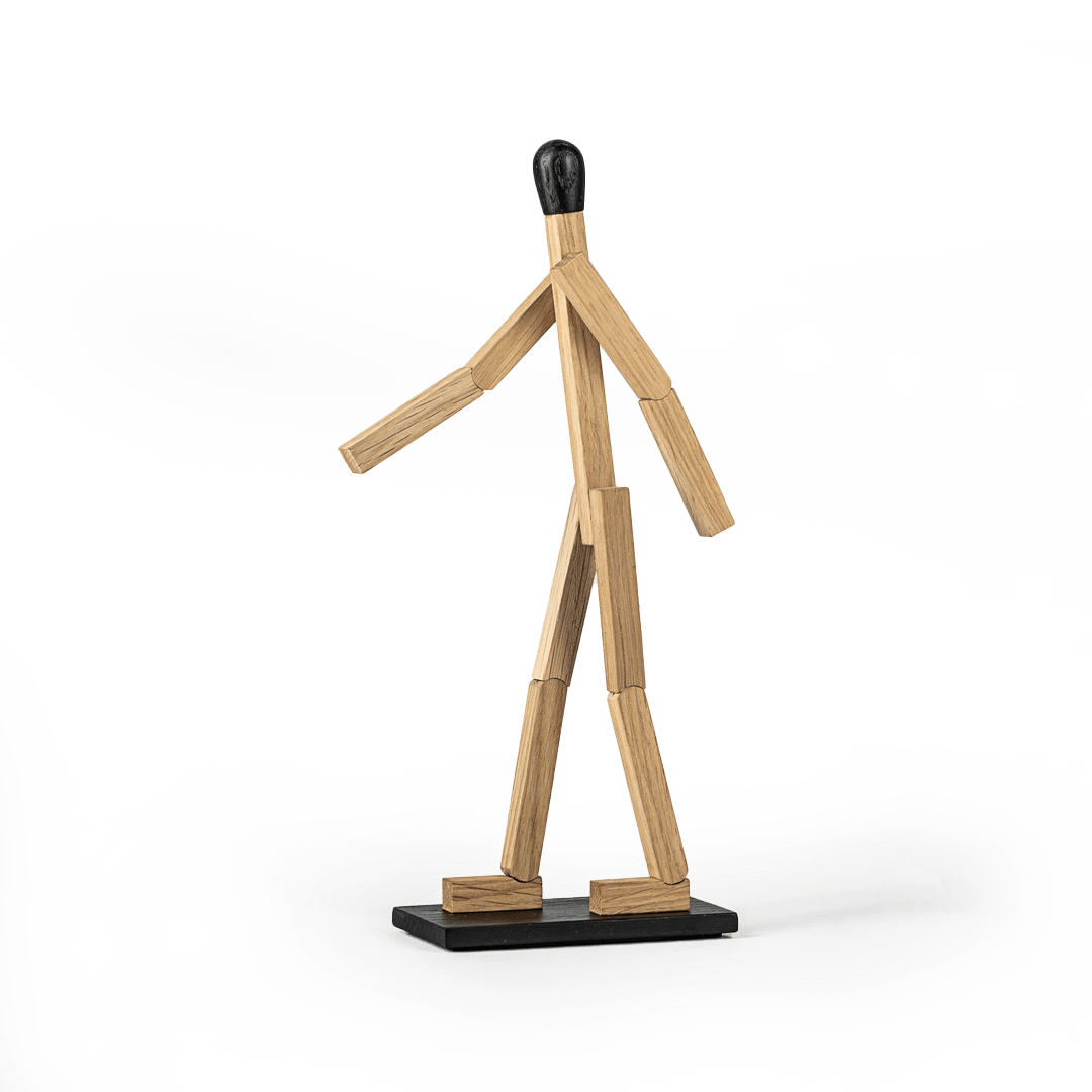 Boyhood Match Man wooden figure in oak, Large (image 8)