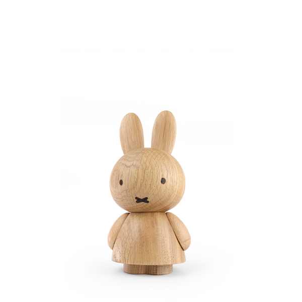 Boyhood Miffy wooden figure in oak, Small (image 14)