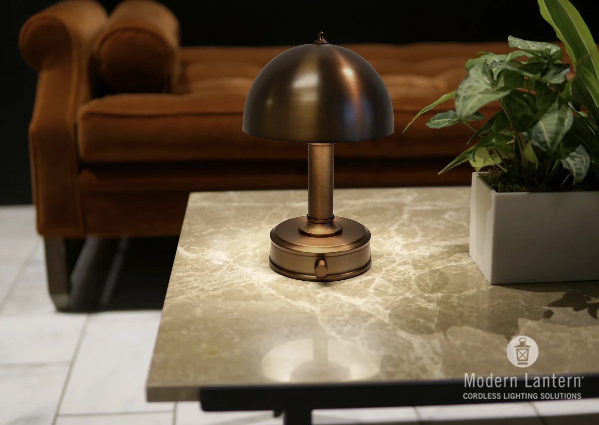 Elegant Table Lamp - Mini Tito Cordless Lamp