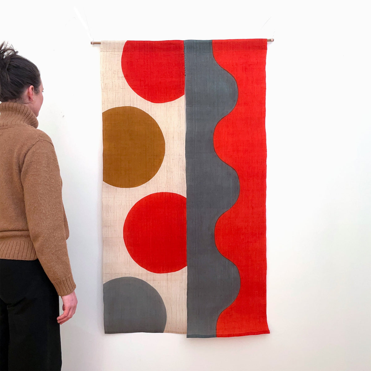 Noboriya Hand-Dyed Hemp Noren Door Curtain – Chigaimaru-Nami held up to show the scale