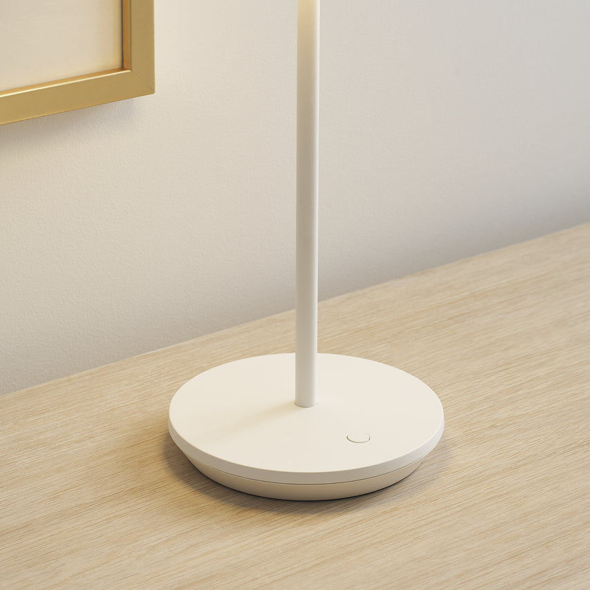Designer Rechargeable Sltb25 & Cordless Table Lamps by Visual & Comfort & Co
