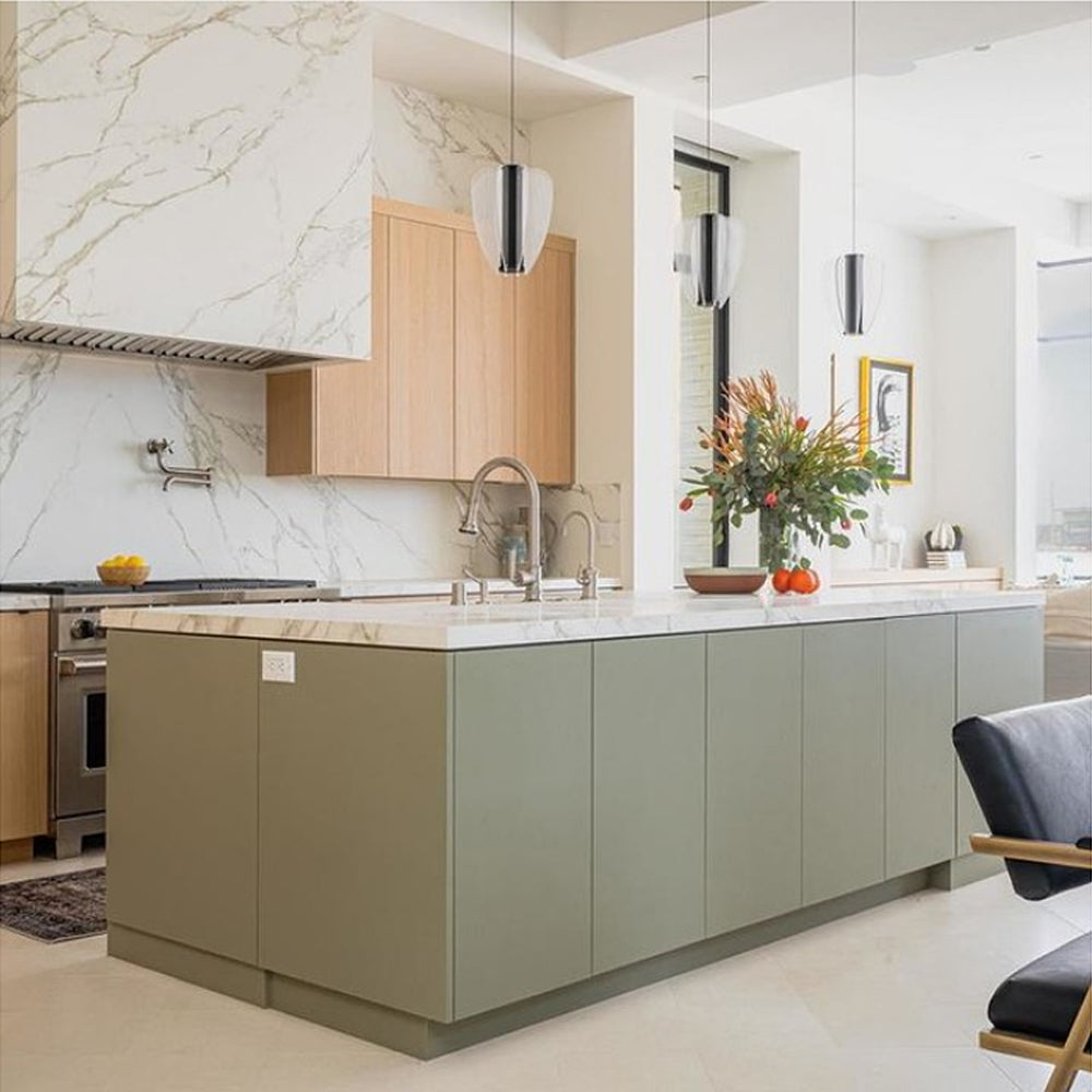 Visual Comfort Nyra 30 Chandelier Nightshade Black